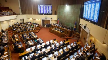 Cámara alcanza consenso que permitiría a partidos en riesgo fusionarse para sobrevivir
