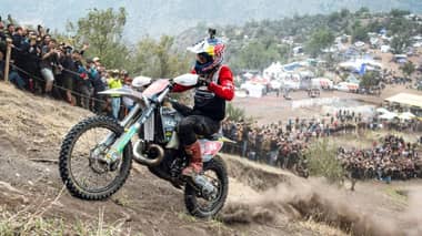 Benjamín Herrera extiende su racha dominando el Nacional de Enduro