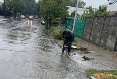 Municipio de Curicó intensifica labores preventivas ante sistema frontal que dejaría 100 milímetros de lluvia