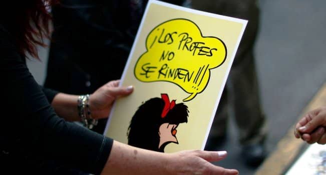 Denuncian violencia contra profesores de liceo tenino