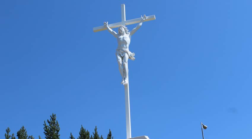 Instalan figura religiosa en mirador del Cerro Condell de Curicó
