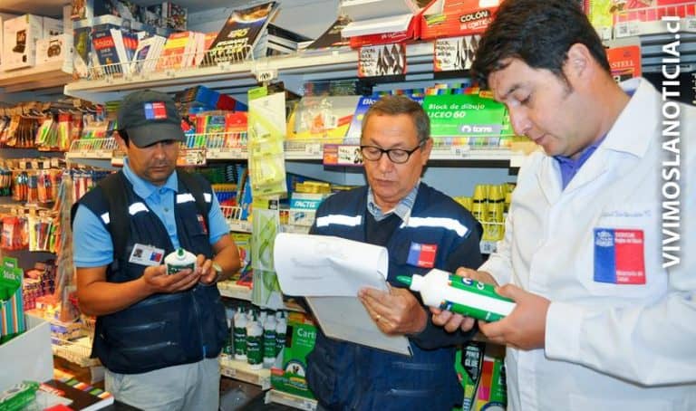 Intensas fiscalizaciones de útiles escolares en Curicó