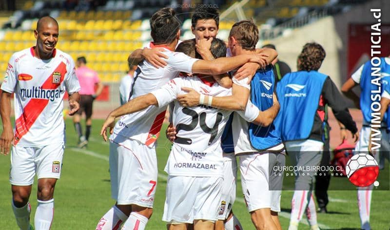 [FOTOS] Curicó Unido aún tiene chances de ser campeón