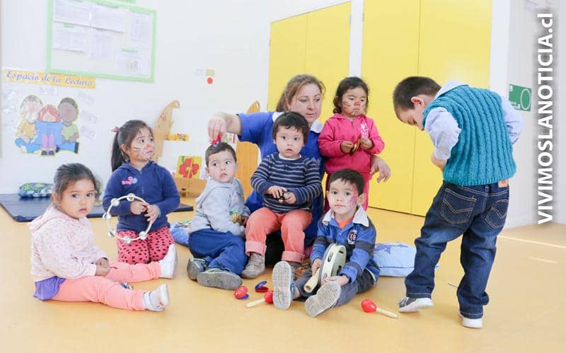 Inauguran jardín infantil en Población Piedra Azul de Molina