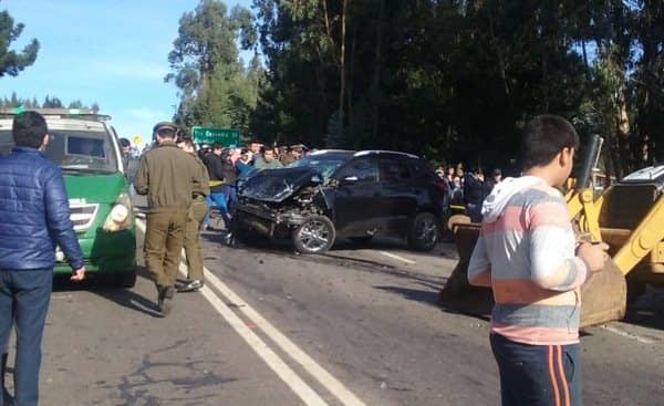 5 fallecidos y al menos 15 heridos en triple colisión en Carahue