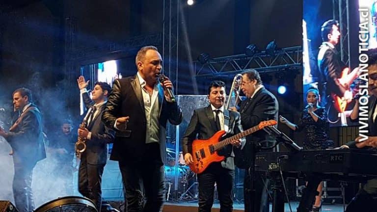 Curicó celebró el día de la madre con la música de Luis Jara