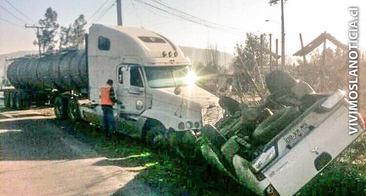 [FOTO] Violenta colisión en ruta a Sagrada Familia