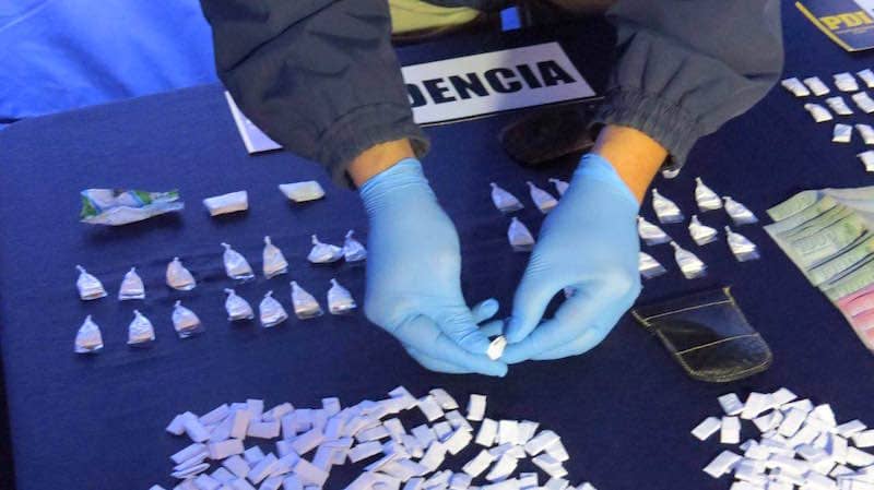 Detienen a parquímetro que traficaba drogas