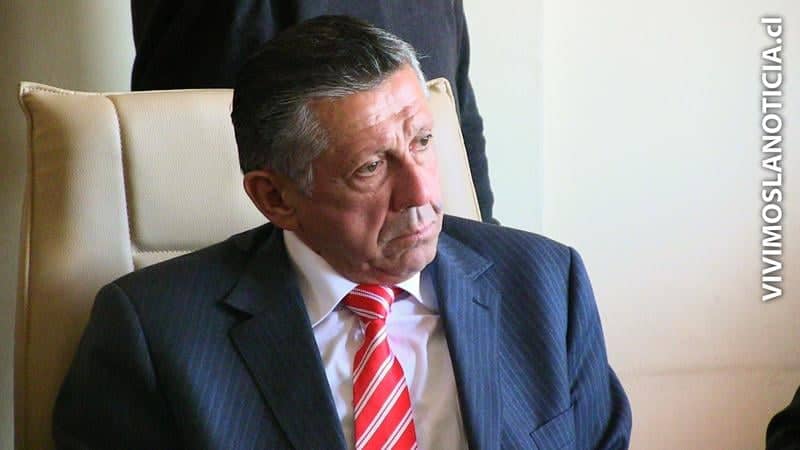 Alcalde de Rauco se opone a que funcionarios públicos retornen a trabajar