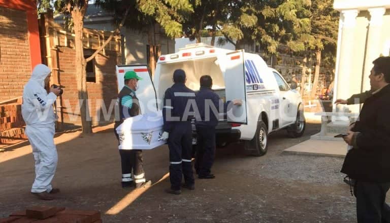 Exhuman cuerpo de niña fallecida en el Hospital de Curicó