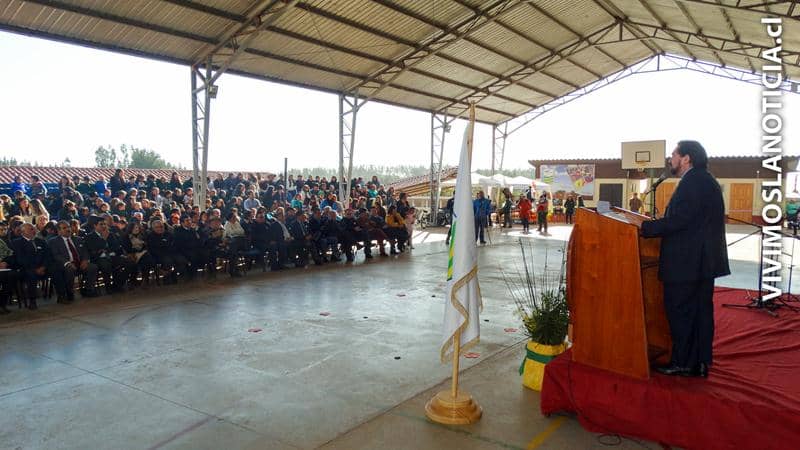 Inauguran obras de infraestructura en Escuela de Chovellén