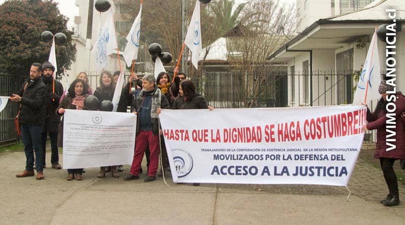 Funcionarios exigen orden en la Corporación de Asistencia Judicial del Maule