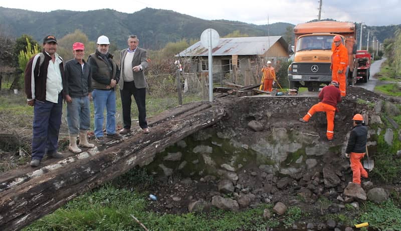 Nuevo puente para el callejón Los Quezada de Rauco