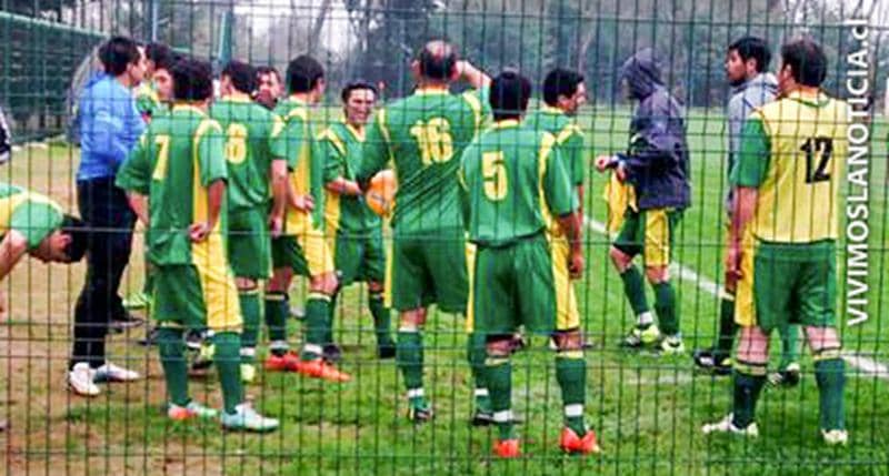 Seniors de Deportivo Celco dan el primer golpe