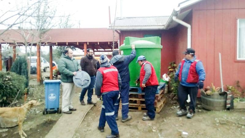 OCE-Talca distribuye estanques de acopio de agua