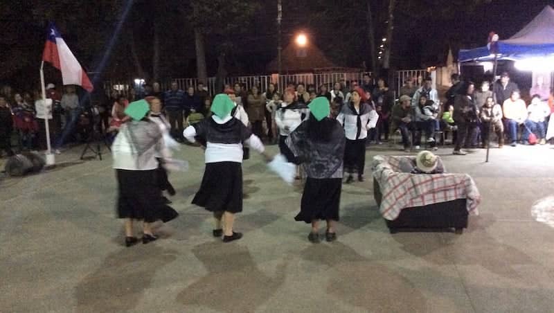 Sectores vecinales celebraron fiestas patrias en Curicó