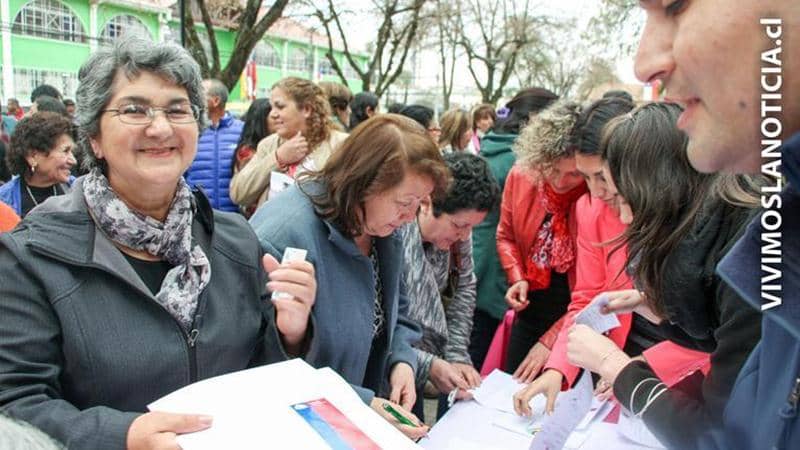 Familias de Molina reciben subsidio de mejoramiento para sus casas