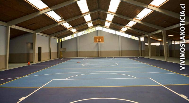 Gimnasio de Sagrada Familia ya luce remozado y nuevo rostro