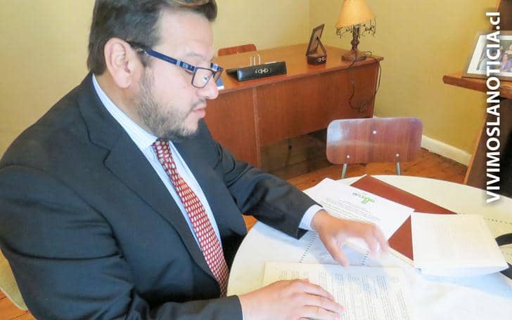 Candidato a alcalde registra ingreso y salida laboral en días que no existen