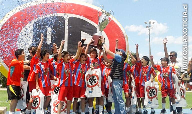 Colegio Padre Alberto Hurtado de Chillán es campeón nacional Copa “PF”