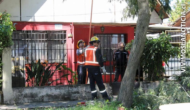 Corte de energía obligó a suspender misa en cementerio de Curicó