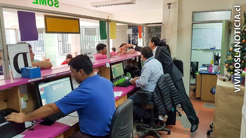 Cesfam curicano recibe alta distinción por trato al usuario