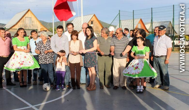 Inauguraron multicancha de Villa El Manzano de Los Niches