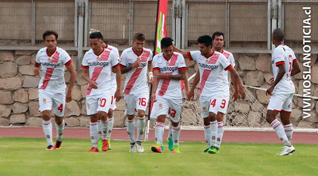 Curicó Unido se arranca en el liderato tras vencer a su escolta Arica
