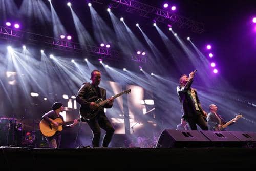 La romántica sorpresa en el show de Natalino en Molina