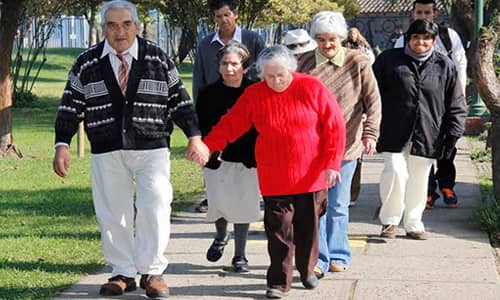 Parkinson aumenta a medida que envejece la población