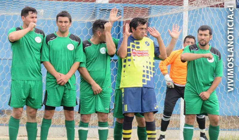 Campeón vigente demostró su experticia en debut de la Copa Seniors