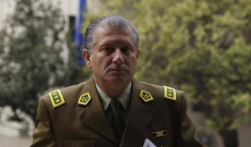 General Villalobos renunció a Carabineros