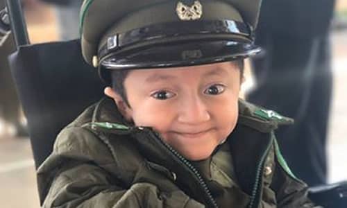 [FOTOS] Carabineros tiene un nuevo miembro honorario en Teno