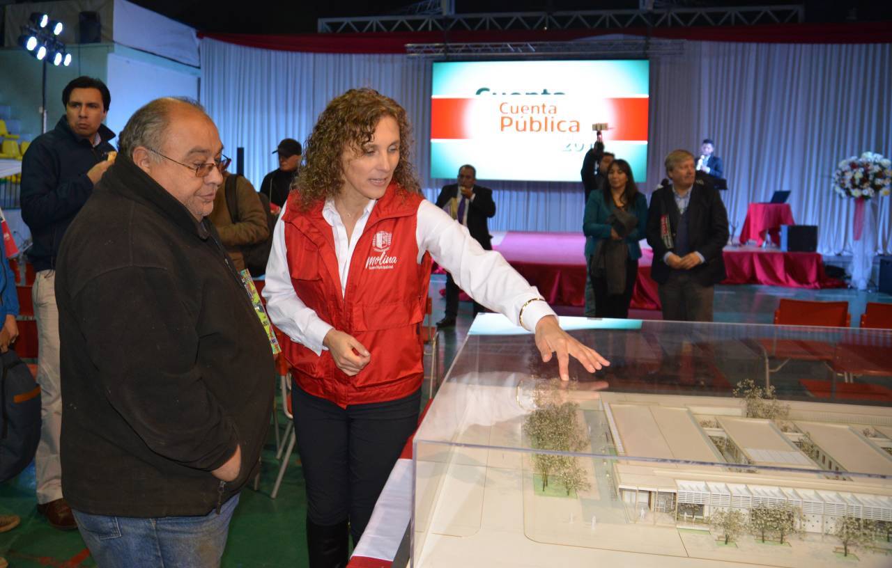 [FOTOS] Alcaldesa de Molina rindió cuenta pública llena de anuncios