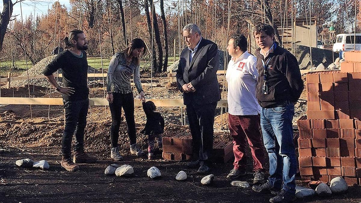 Comenzó reconstrucción de viviendas destruidas por incendios forestales en Parral