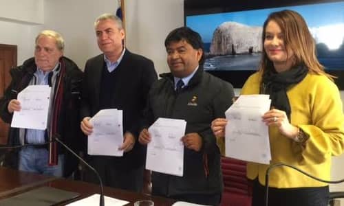 Acuerdan convenio de nueva electrificación en Santa Olga