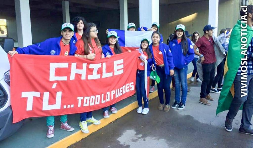 Destacada participación de alumnos en foro internacional de emprendimiento