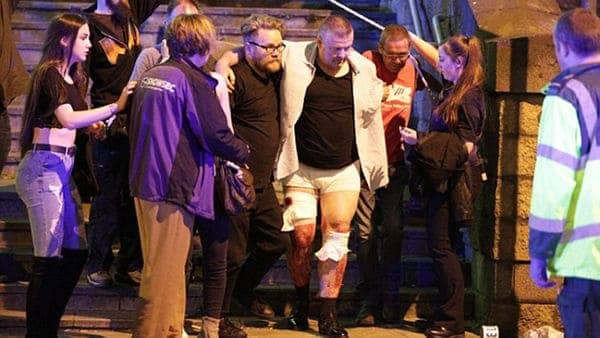 Pánico en Manchester por explosiones: hay varios muertos