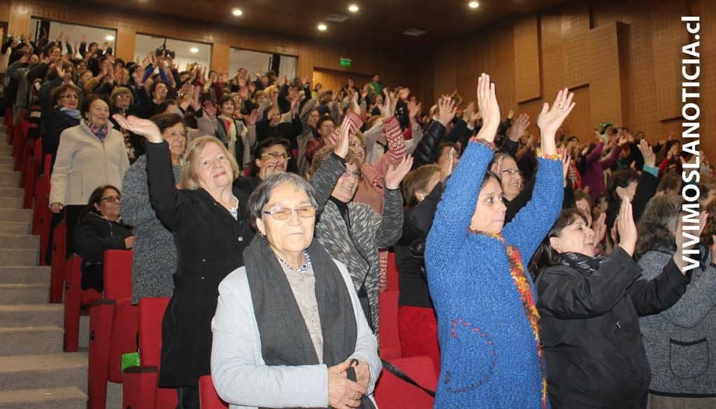 Adultos mayores celebraron el día de la madre
