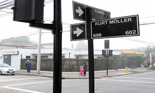 Instalan semáforos en céntrica arteria de Linares