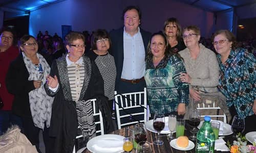 Municipalidad de Talca celebró “Día de la Madre” con cerca de mil mujeres