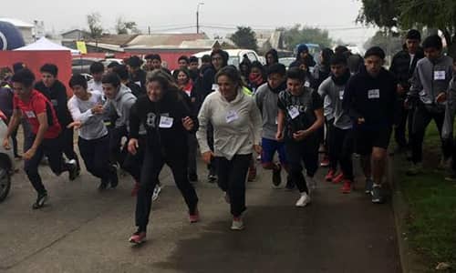 Teno realizó su primera corrida por el "día sin fumar"