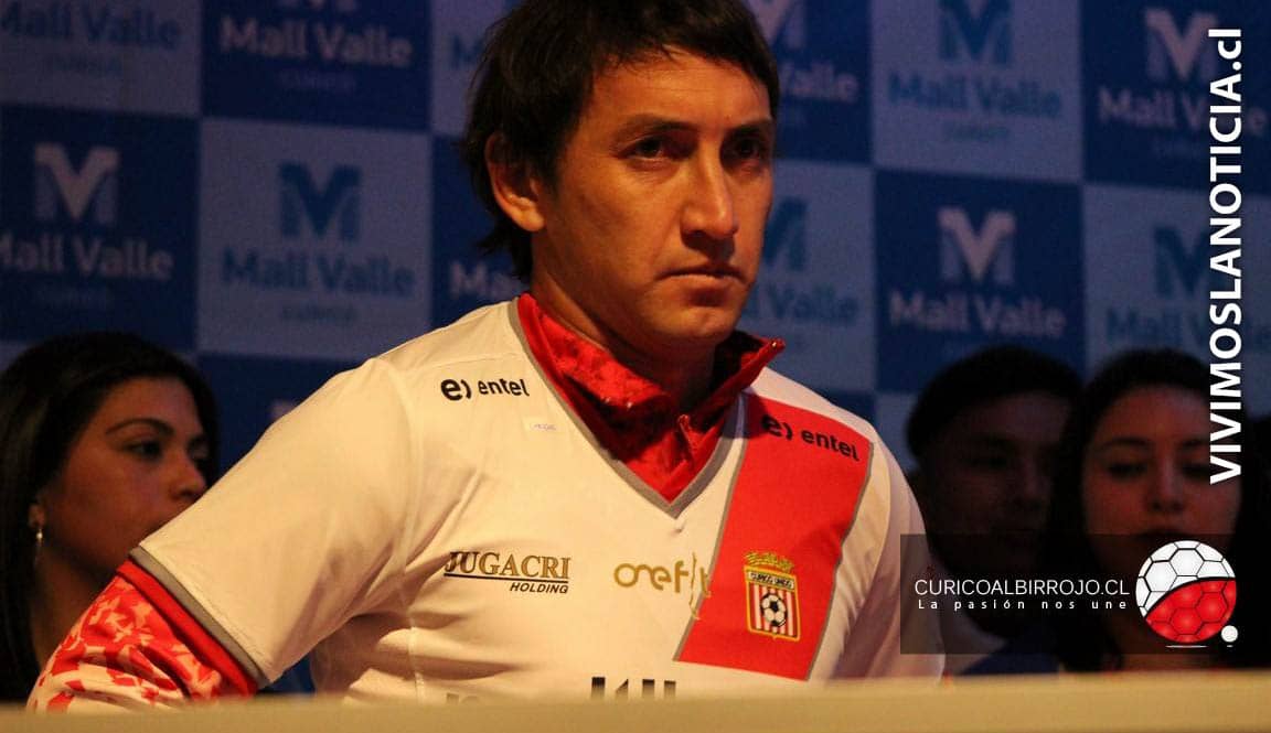 Nueva camiseta y la figura del Arcángel: la presentación de Curicó Unido para el Transición