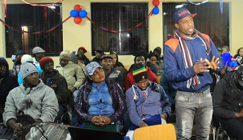 Realizan en Talca taller de derechos laborales para inmigrantes