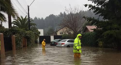 Municipalidad de Curicó trabajó en ayudar a familias en temporal