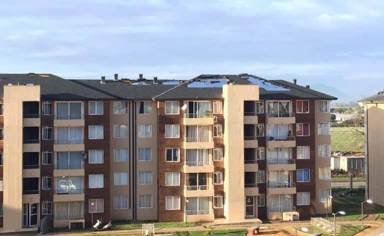 [FOTOS] Temporal destruyó techos de departamentos de Condominio Altos del Boldo