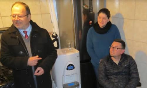 Entregan generadores de agua atmosférica para consumo de familias con déficit hídrico