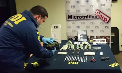 PDI  Curicó detiene a sujeto por comercializar cocaína base