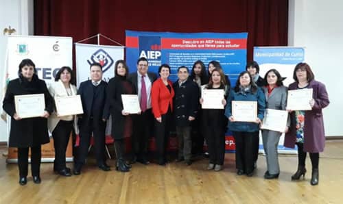 Mujeres curicanas se capacitan en cuidado del adulto mayor y administración