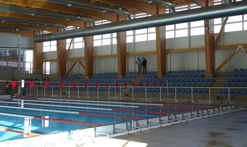 Nadadores maulinos sueñan con la piscina temperada